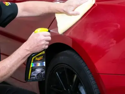 Meguiar’s Ultimate Quik Detailer - Image 3