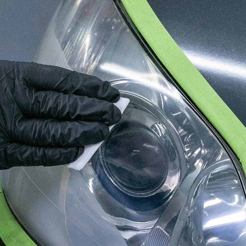 Producto de limpieza para farolas